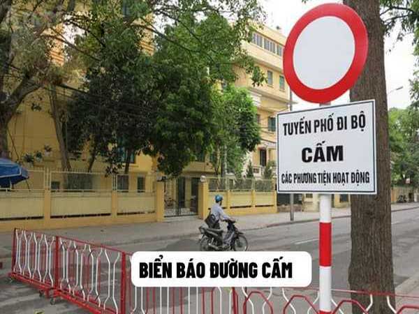  Đối với xe máy khi đi vào đường cấm phạt bao nhiêu?